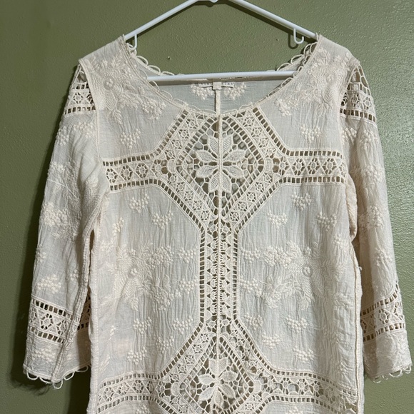 Selling this beautiful cream color shirt with lace - Picture 1 of 2